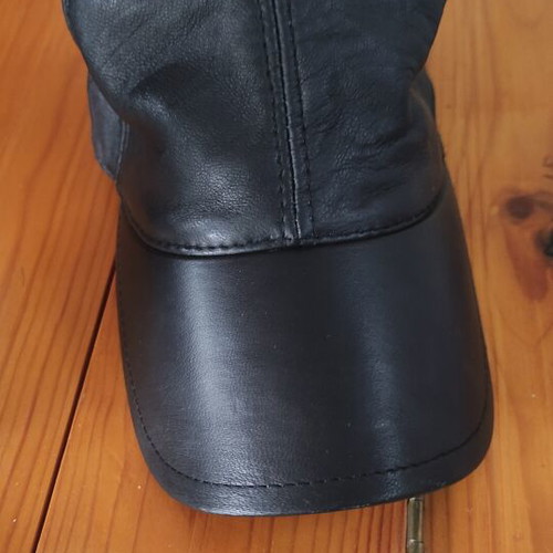 Leather hat, black, one size