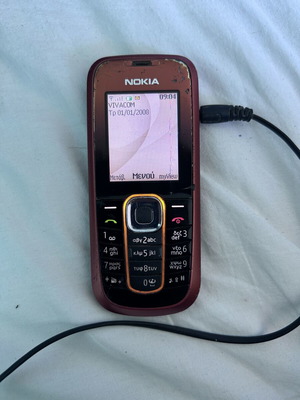 Nokia 2600c-2 phone used with Greek menu