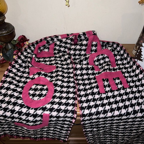 Scarf like new