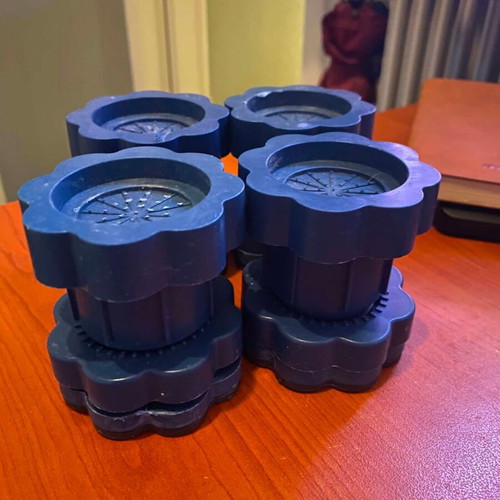 Adjustable Anti-Vibration Washing Machine Feet Set of 4 New