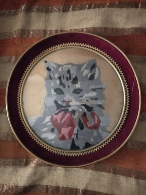Hand-embroidered vintage cat textile painting, framed, 15 cm