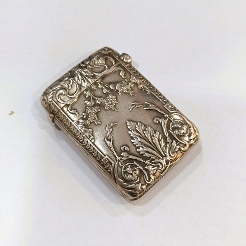 Art Nouveau Silver Vesta Case like new, Modèle Déposé (circa 1900)