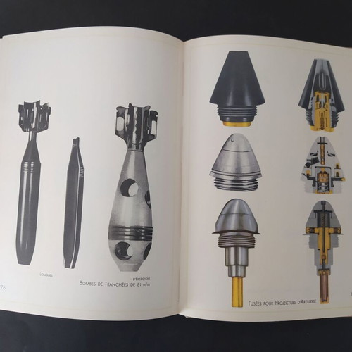 Album of the Greek Powder and Cartridge Company EPK 1940 (PYRKAL)