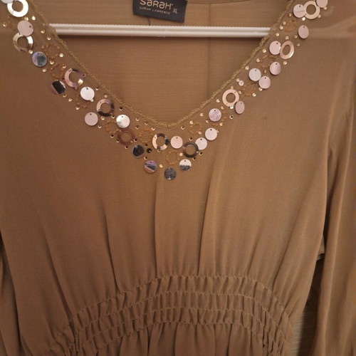 Sarah Lawrence tunic like new, gold with decorated neckline, XL