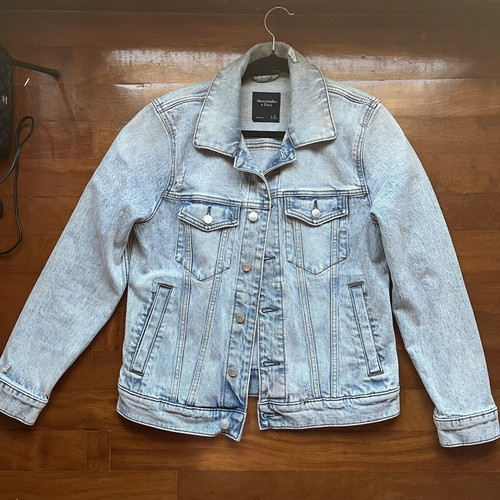 Abercrombie & Fitch Oversized Denim Jacket Light Blue Size S Like New