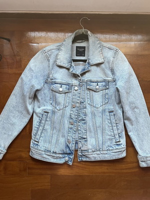Abercrombie & Fitch Oversized Denim Jacket Light Blue Size S Like New