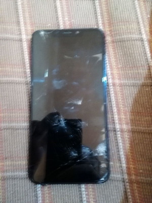 Fluo X2 Max-S624010 cell phone used with broken screen for repair or parts