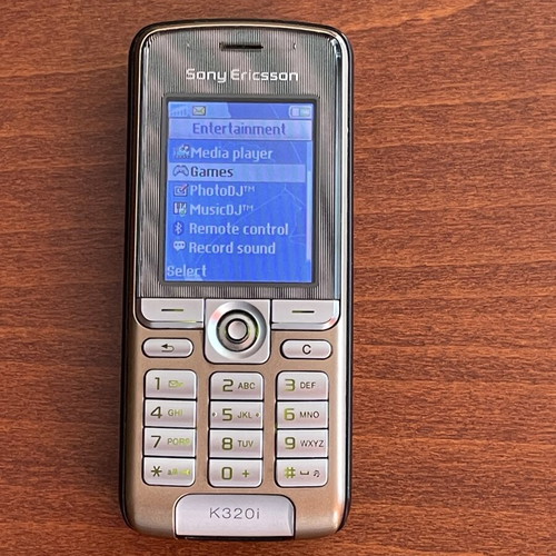Sony Ericsson K320i phone used in good condition