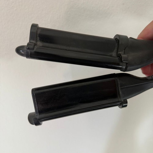 Hair curling iron like new