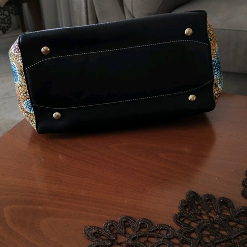 Elizabeth George shoulder bag with colorful butterfly print