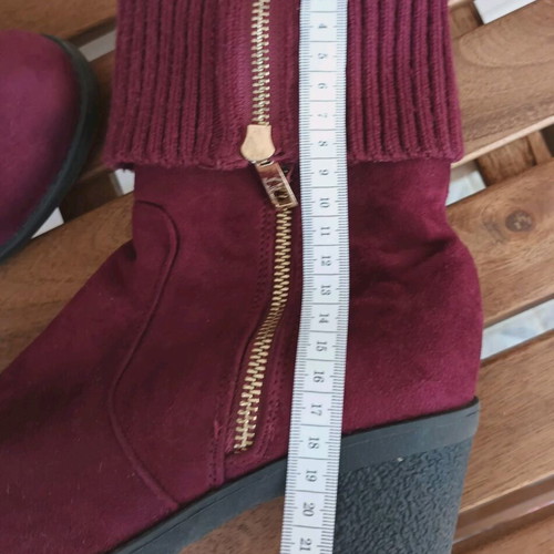 2-in-1 boots used, burgundy with gold zipper, size 38