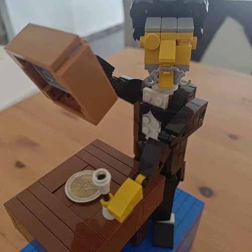 Lego coin bank magician MOC used