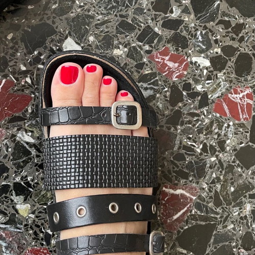 Sante platform sandals size 36 like new, black