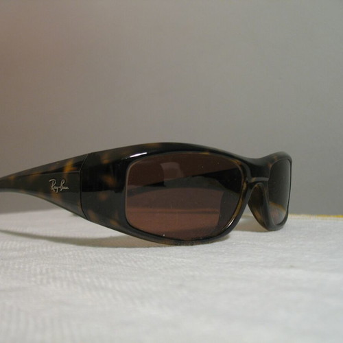 Ray Ban RB4325 Unisex sunglasses like new, brown