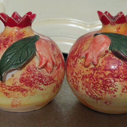 Decorative pomegranates used, height 8.5 cm, width 8 cm