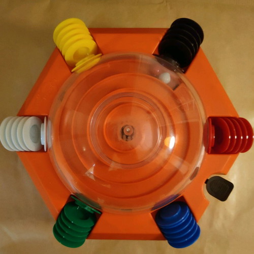 Concentrie board game 1979 like new