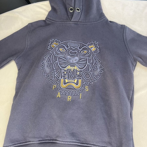 Kids sportswear set, age 6