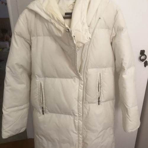 Zara down jacket used, beige, zipper needs repair