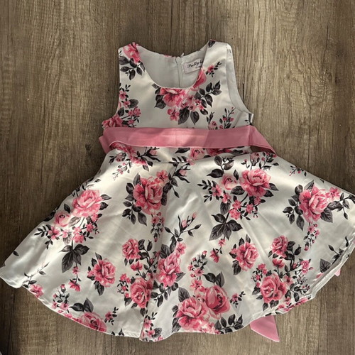 Baby clothes like new, set of 6 for 12-18 months