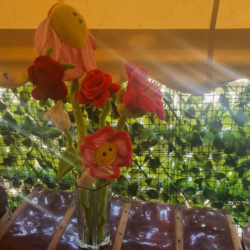 Artificial flowers like new, set of 5
