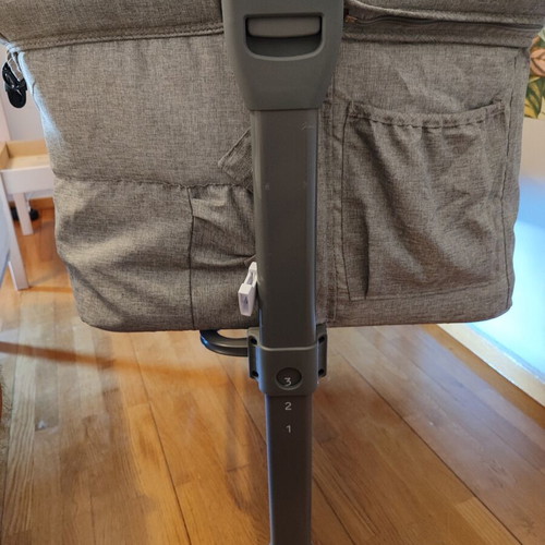Kinderkraft Neste Up Grey baby cot with mattress and side opening
