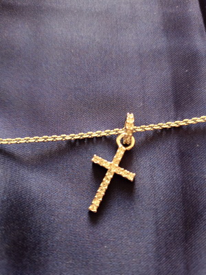 Swarovski cross 45cm like new, silver