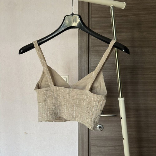 Stradivarius beige and white striped crop top size S like new