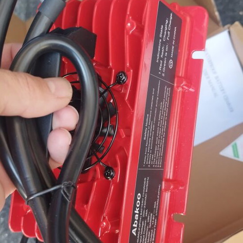 Φορτιστής 12V 30 Αμπέρ για μπαταρίες LiFePO4