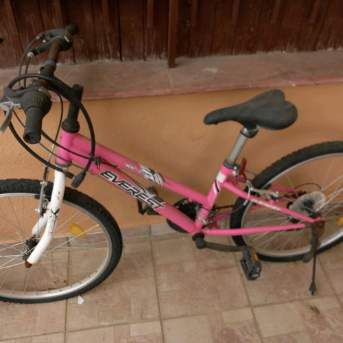 Children's bicycle used