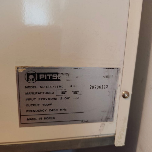 PITSOS ER-711 M microwave oven used, vintage 1987 model