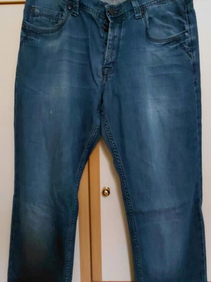 Men's Armani jeans like new, size 30, blue
