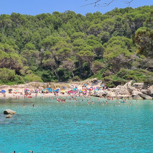 Menorca Travel Guide Book like new, Greek language