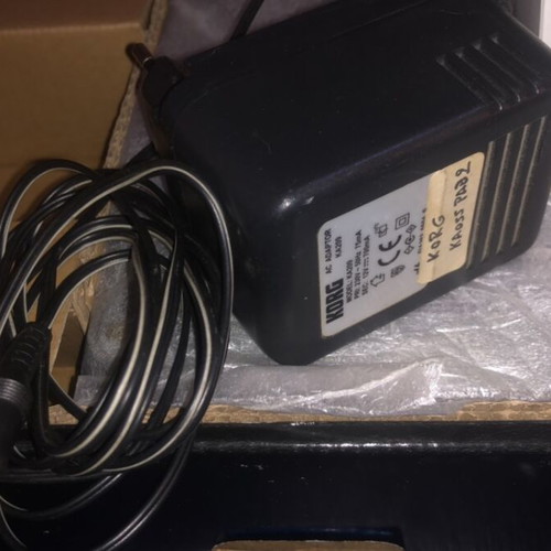 Korg Kaoss Pad KP2 dynamic effect/controller used with original box and transformer
