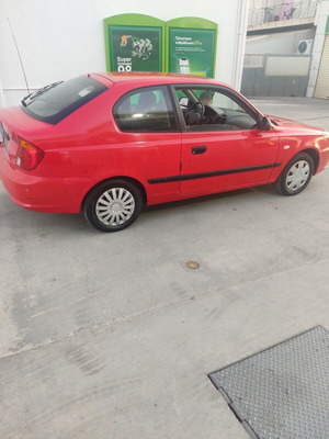 Hyundai Accent μεταχειρισμένο, κόκκινο, 1341 κ.εκ., 84 ίπποι, 130873 χλμ