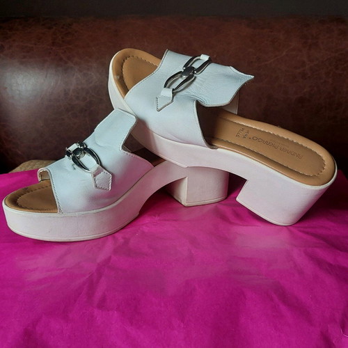 Andrea Pierago white platforms with silver like new, size 40