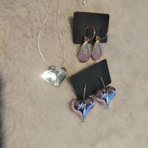 Mystery Summer Box 7 Earrings with Pink Glitter Drops and Steel Hearts