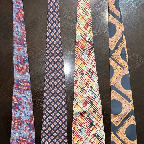 Set of 4 Men's Regular Width Ties with Retro and Geometric Designs like new