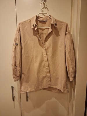 Beige shirt with beads Zara like new, sizes S and M