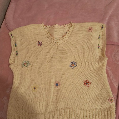 Women's handmade knitted vest with flowers new, size XL/XXL
