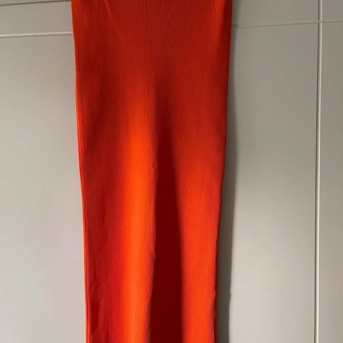 Zara midi skirt orange new with back slit