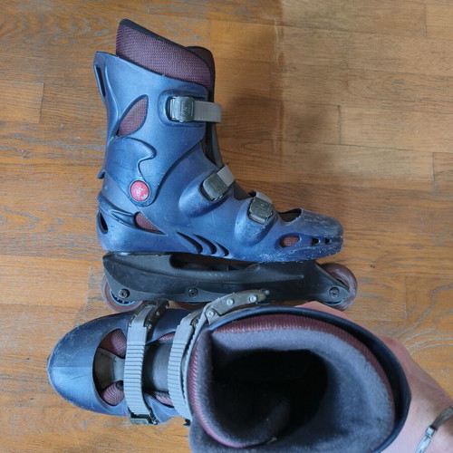 Roller skates used, size 40, functional with wear marks