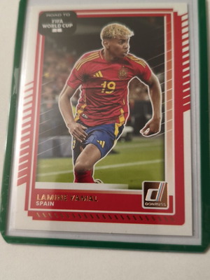 Lamine Yamal 2025-26 Panini Donruss Road to World Cup 26 soccer card new