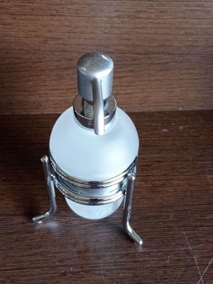 Dispenser υγρού σαπουνιού επικαθήμενο καινούργιο, επιχρωμιομένος ορείχαλκος και γυαλί