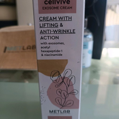 Set cream with lifting effect and cleansing water, new, gift pouch
