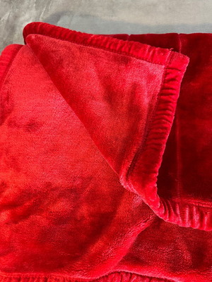 Double blanket used red two-layer acrylic