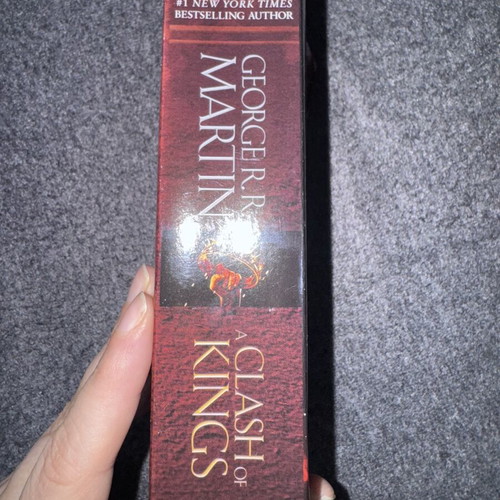 Game of Thrones A Clash of Kings by George R. R. Martin used