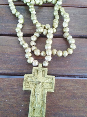 Chest Cross like new, gold-painted with wooden carved cross and prayer rope