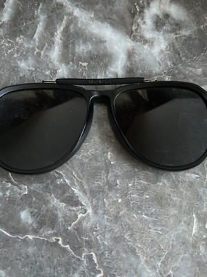 Gucci γυαλιά ηλίου μεταχειρισμένα, μοντέλο GG 1029S, μαύρα