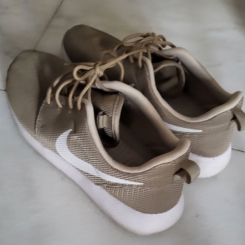 Nike Roshe One athletic shoes like new, gold color, size 40.5