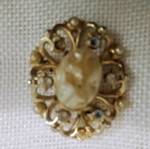 Vintage pins with semi-precious stones like new, set of 3